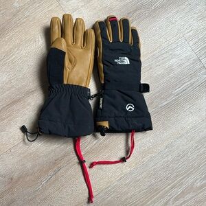 The North Face Gloves